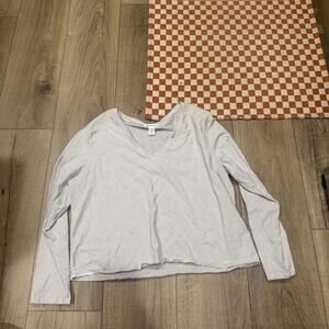 Athleta Women's Long Sleeve V-Neck Top, XL